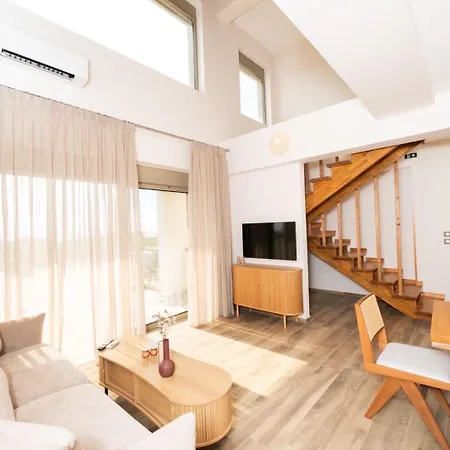 Petradi Suites Kalamata Exterior photo