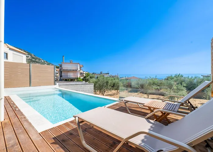Petradi Suites